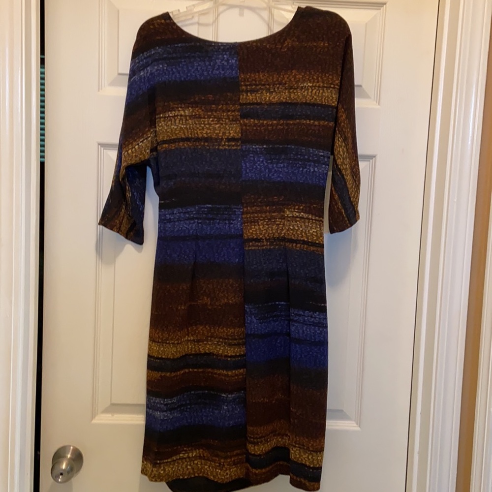 Dress - Picture 4 of 4